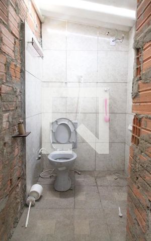Casa à venda com 250m², 4 quartos e 2 vagasBanheiro de serviço