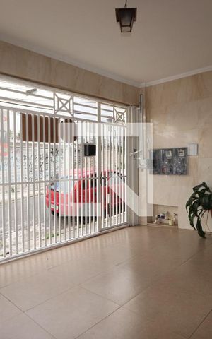 Casa à venda com 160m², 5 quartos e 1 vagaGaragem