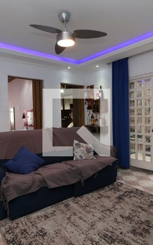 Casa à venda com 160m², 5 quartos e 1 vagaSala Casa 2