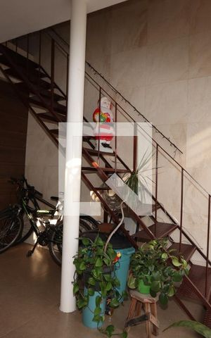 Casa à venda com 160m², 5 quartos e 1 vagaGaragem