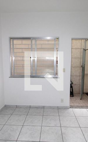 Casa para alugar com 33m², 1 quarto e sem vagaSala