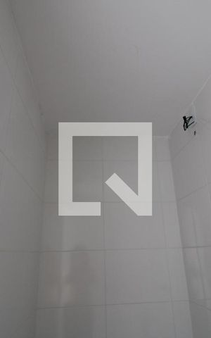 Apartamento para alugar com 40m², 2 quartos e sem vagaÁrea do chuveiro