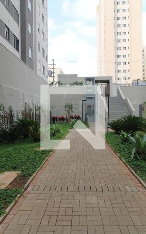 Apartamento para alugar com 40m², 2 quartos e sem vagaÁrea comum