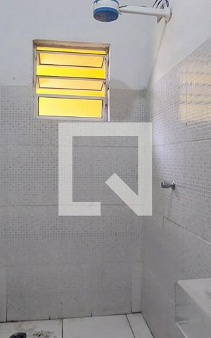 Casa para alugar com 50m², 2 quartos e sem vagaBanheiro