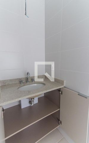 Apartamento à venda com 27m², 1 quarto e sem vaga Apartamento à venda com 27m², 1 quarto e sem vagaBanheiro