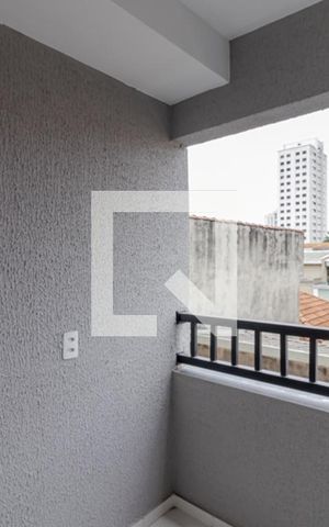 Apartamento à venda com 31m², 2 quartos e sem vaga Apartamento à venda com 31m², 2 quartos e sem vagaÁrea de Serviço - Sacada