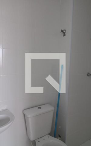 Apartamento para alugar com 24m², 1 quarto e sem vagaBanheiro da Suíte