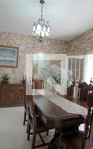 Casa à venda com 300m², 5 quartos e 3 vagasSala de Jantar
