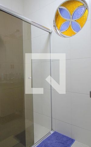 Casa à venda com 300m², 5 quartos e 3 vagasBanheiro 2º piso