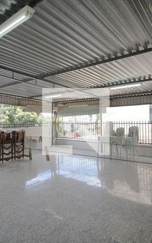 Casa à venda com 300m², 5 quartos e 3 vagasVaranda coberta