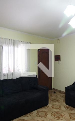 Casa à venda com 87m², 4 quartos e 2 vagasSala 