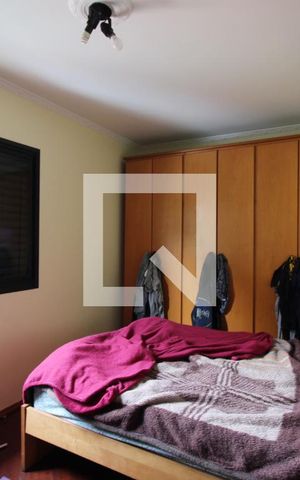 Casa à venda com 87m², 4 quartos e 2 vagasQuarto 