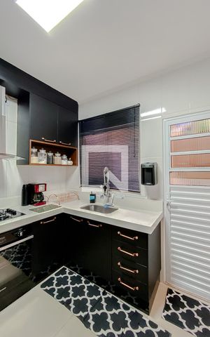 Casa de condomínio à venda com 103m², 2 quartos e 1 vagaCozinha