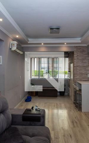 Apartamento à venda com 70m², 3 quartos e 1 vaga Apartamento à venda com 70m², 3 quartos e 1 vagaSala