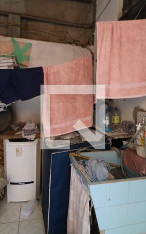 Casa à venda com 130m², 3 quartos e 1 vagaÁrea de Serviço