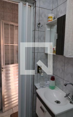 Casa à venda com 130m², 3 quartos e 1 vagaBanheiro