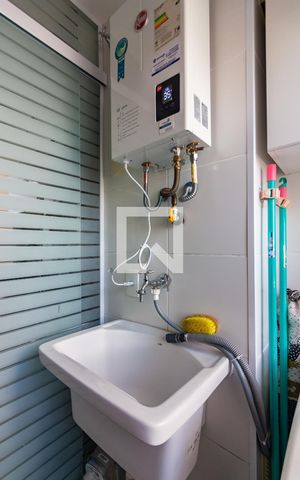 Apartamento para alugar com 49m², 2 quartos e 1 vagaÁrea de Serviço 
