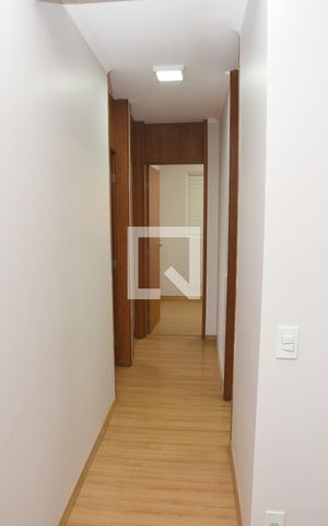 Apartamento para alugar com 64m², 3 quartos e 1 vagaCorredor