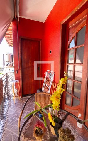 Casa de condomínio à venda com 88m², 2 quartos e 1 vaga Casa de condomínio à venda com 88m², 2 quartos e 1 vagaVaranda dos Quartos