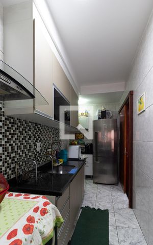 Casa de condomínio à venda com 88m², 2 quartos e 1 vaga Casa de condomínio à venda com 88m², 2 quartos e 1 vagaCozinha