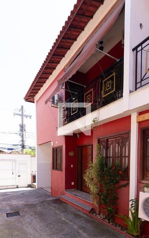 Casa de condomínio à venda com 88m², 2 quartos e 1 vaga Casa de condomínio à venda com 88m², 2 quartos e 1 vagaFachada da Casa