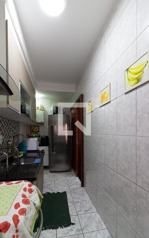 Casa de condomínio à venda com 88m², 2 quartos e 1 vaga Casa de condomínio à venda com 88m², 2 quartos e 1 vagaCozinha