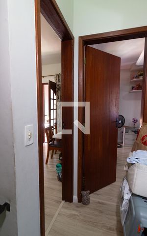 Casa de condomínio à venda com 88m², 2 quartos e 1 vaga Casa de condomínio à venda com 88m², 2 quartos e 1 vagaHall da Escada