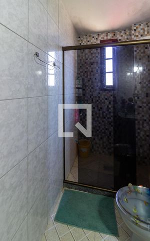 Casa de condomínio à venda com 88m², 2 quartos e 1 vaga Casa de condomínio à venda com 88m², 2 quartos e 1 vagaBanheiro
