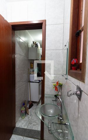 Casa de condomínio à venda com 88m², 2 quartos e 1 vaga Casa de condomínio à venda com 88m², 2 quartos e 1 vagaBanheiro Social