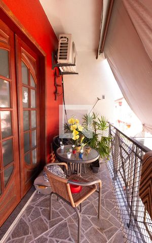 Casa de condomínio à venda com 88m², 2 quartos e 1 vaga Casa de condomínio à venda com 88m², 2 quartos e 1 vagaVaranda dos Quartos