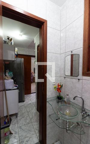 Casa de condomínio à venda com 88m², 2 quartos e 1 vaga Casa de condomínio à venda com 88m², 2 quartos e 1 vagaBanheiro Social