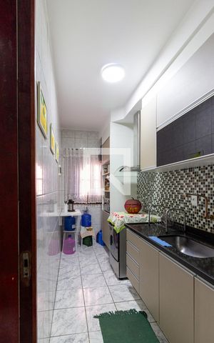 Casa de condomínio à venda com 88m², 2 quartos e 1 vaga Casa de condomínio à venda com 88m², 2 quartos e 1 vagaCozinha