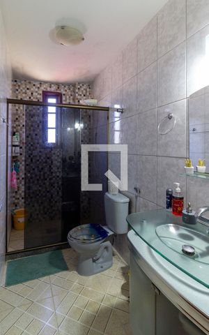 Casa de condomínio à venda com 88m², 2 quartos e 1 vaga Casa de condomínio à venda com 88m², 2 quartos e 1 vagaBanheiro