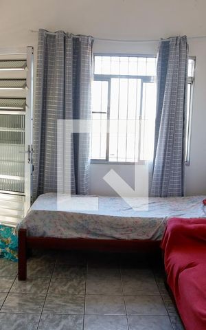Casa à venda com 372m², 7 quartos e 4 vagas Casa à venda com 372m², 7 quartos e 4 vagassala