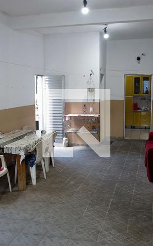 Casa à venda com 372m², 7 quartos e 4 vagas Casa à venda com 372m², 7 quartos e 4 vagasGaragem