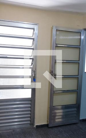 Casa à venda com 372m², 7 quartos e 4 vagas Casa à venda com 372m², 7 quartos e 4 vagasQuarto 1