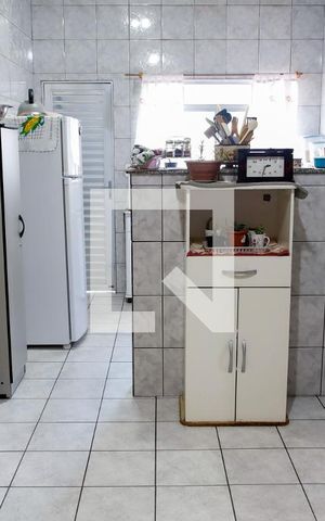 Casa à venda com 372m², 7 quartos e 4 vagas Casa à venda com 372m², 7 quartos e 4 vagasCozinha