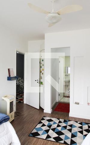 Casa à venda com 320m², 3 quartos e 2 vagas