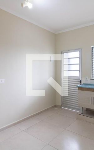 Studio para alugar com 25m², 1 quarto e sem vaga Studio para alugar com 25m², 1 quarto e sem vagaStudio