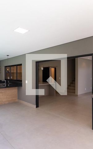 Casa de condomínio à venda com 383m², 4 quartos e 4 vagas Casa de condomínio à venda com 383m², 4 quartos e 4 vagasChurrasqueira