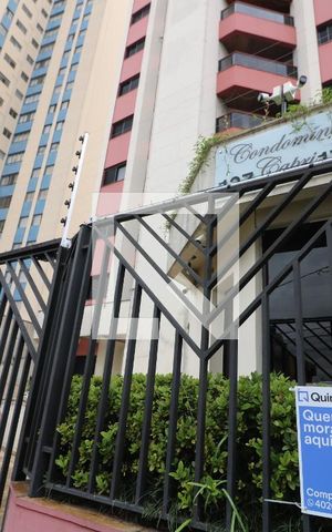 Apartamento à venda com 216m², 3 quartos e 2 vagasFachada e portaria
