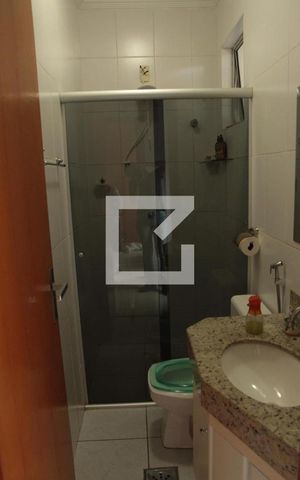 Apartamento à venda com 130m², 3 quartos e 2 vagas banheiro 02