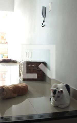 Apartamento à venda com 130m², 3 quartos e 2 vagasescada