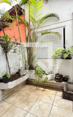 Casa à venda com 120m², 3 quartos e 1 vaga Casa à venda com 120m², 3 quartos e 1 vagaÁrea externa