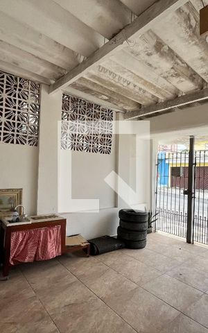Casa à venda com 120m², 3 quartos e 1 vaga Casa à venda com 120m², 3 quartos e 1 vagaGaragem