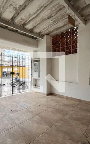 Casa à venda com 120m², 3 quartos e 1 vaga Casa à venda com 120m², 3 quartos e 1 vagaGaragem