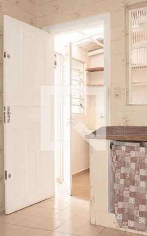 Casa à venda com 100m², 2 quartos e 1 vagaCozinha da Edícula