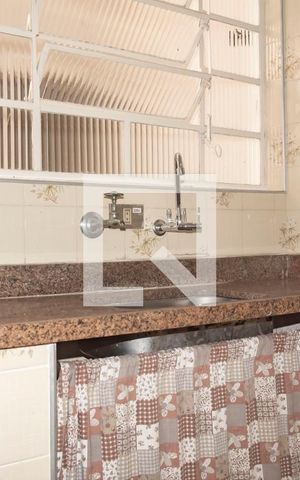 Casa à venda com 100m², 2 quartos e 1 vagaCozinha da Edícula