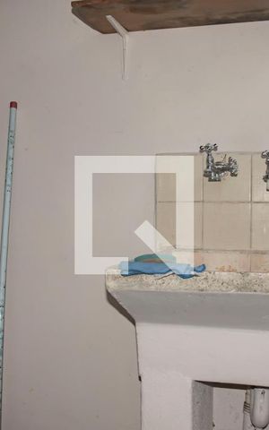 Casa à venda com 100m², 2 quartos e 1 vagaDepósito