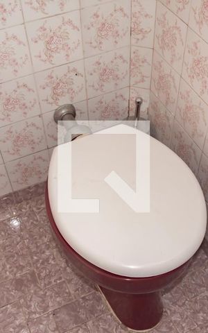 Casa à venda com 100m², 2 quartos e 1 vagaBanheiro